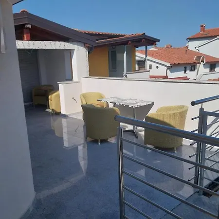 V Apartment Porec